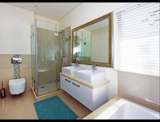 2 BEDROOM TOWNHOUSE TO LET IN NORWOOD